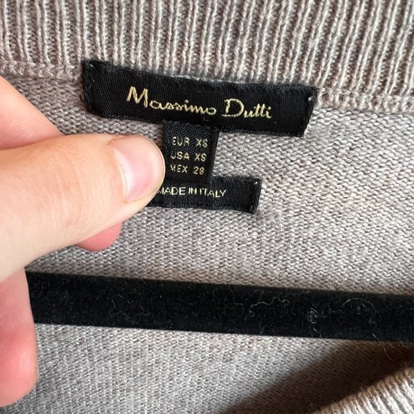 Massimo Dutti V-Neck Sweater - Picture 2 of 4